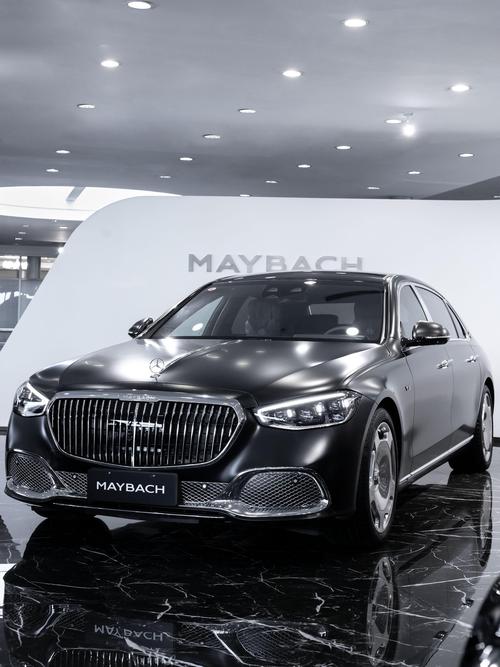 佛山325岚图汽车的售后服务让用户无忧出行，迈巴赫未来的豪华车趋势